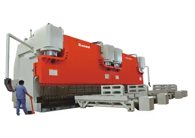 Drücken Sie die Bremse mit ESA-Controller